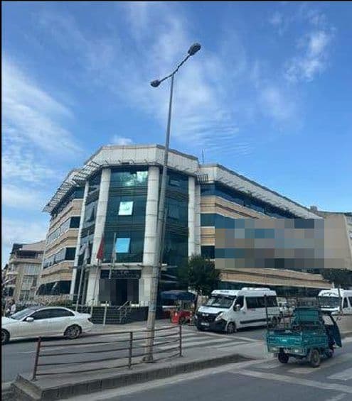 Deprem performans analizi yapılan özel hastanenin mevcut durumu